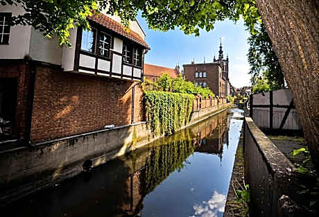World Hostel - Old Town