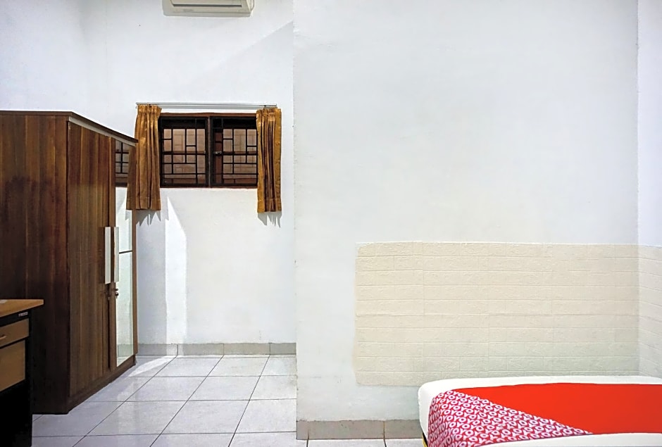 Super OYO Resident- K Syariah