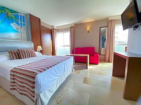 Standard Junior Suite