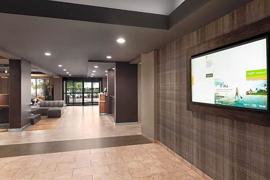 Courtyard by Marriott Tulsa Central