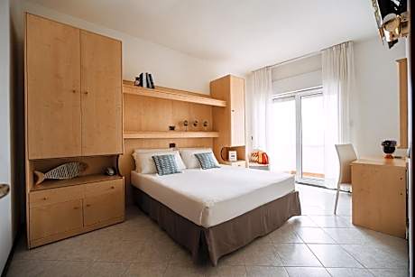 Dependance Double Room with Sea View