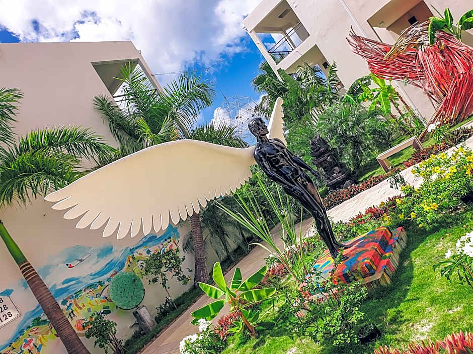 Hommage Hotel & Residences