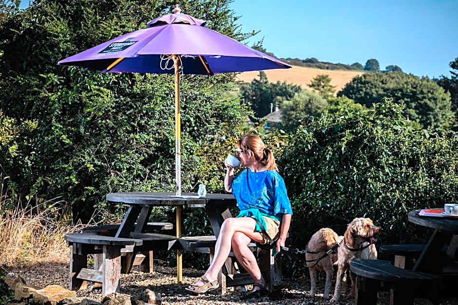 Blacksmiths Arms Inn