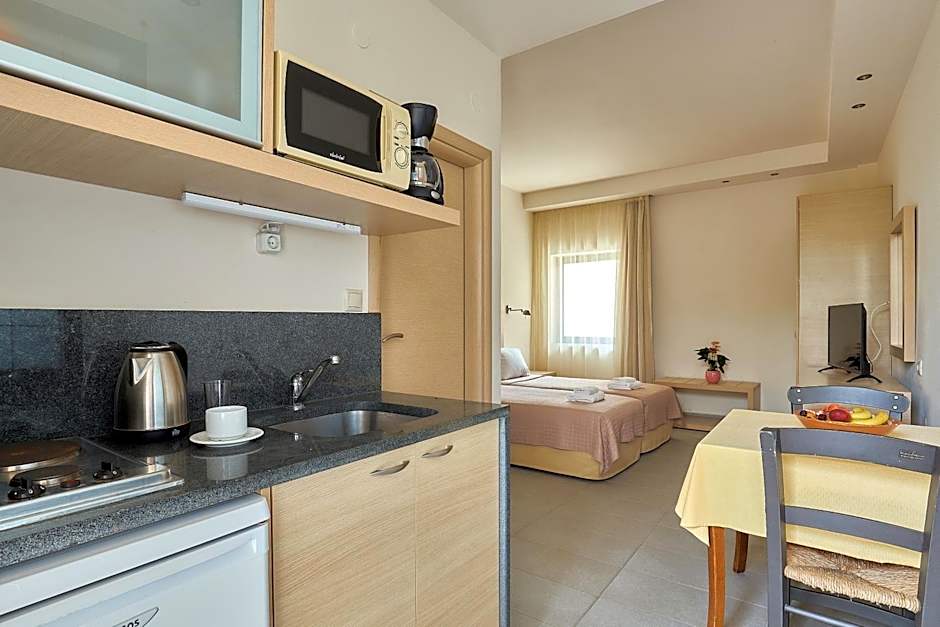 Creteco Hotel & Suites