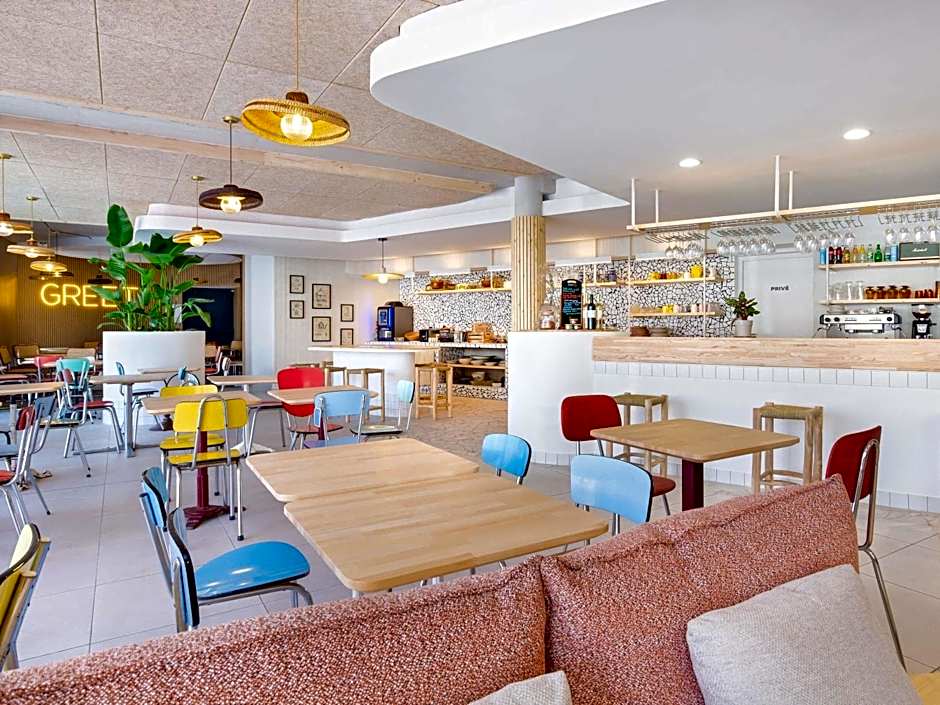 greet hotel Salon de Provence