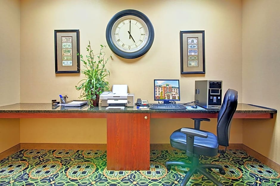 Holiday Inn Express Hotel & Suites Millington-Memphis Area By IHG