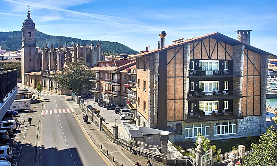 Hotel Silken Palacio Uribarren