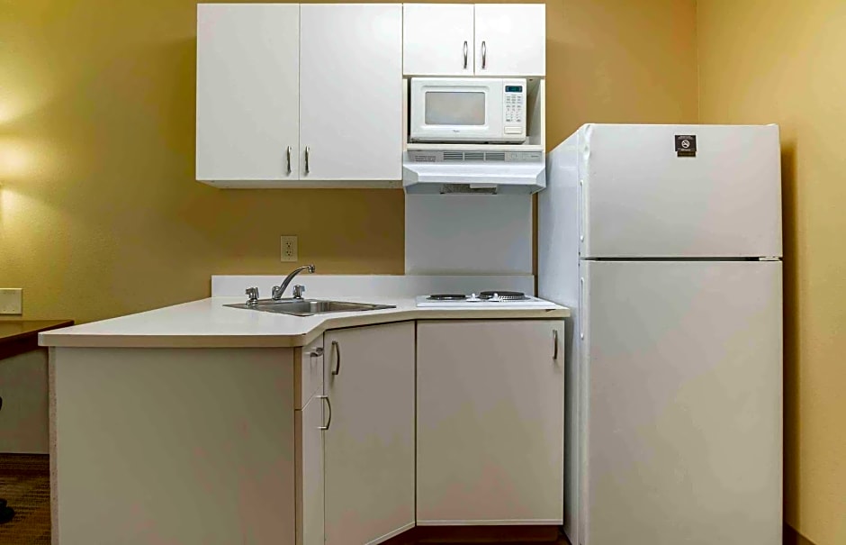 Extended Stay America Suites - Detroit - Canton