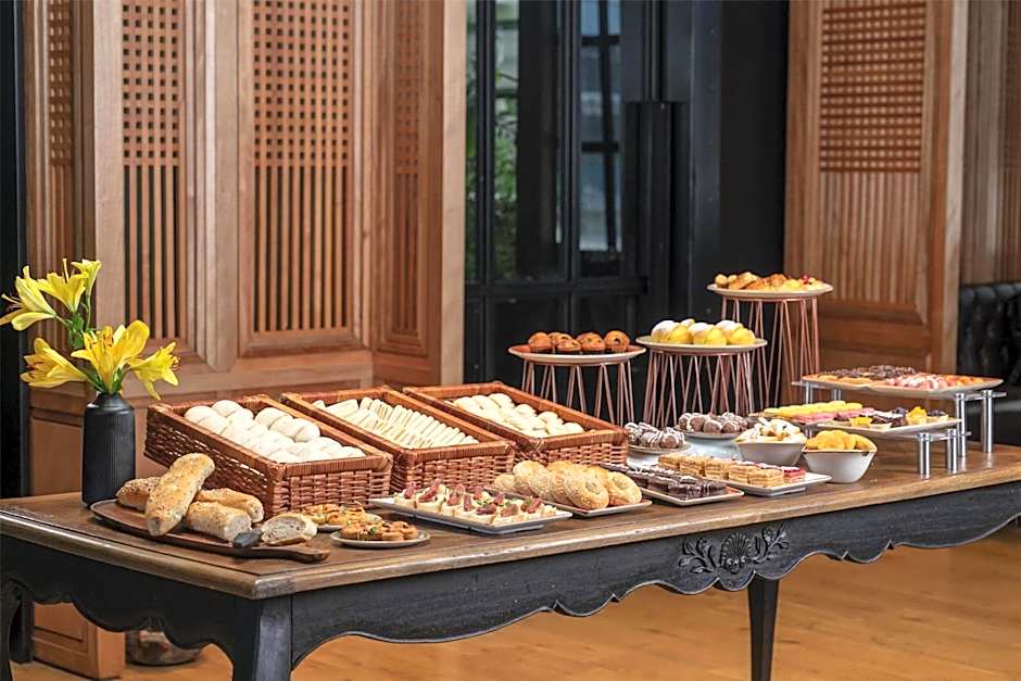 NH Collection Santiago Casacostanera