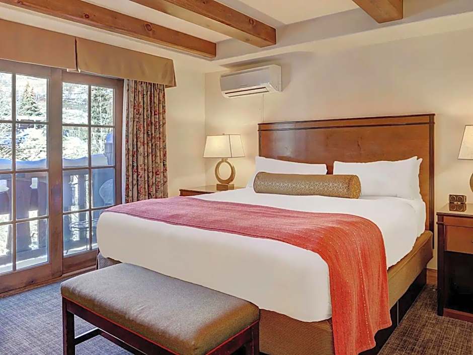 Austria Haus, a Destination by Hyatt Hotel