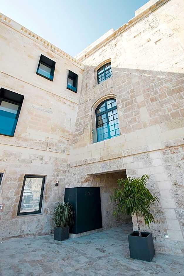 Cugo Gran Macina Malta