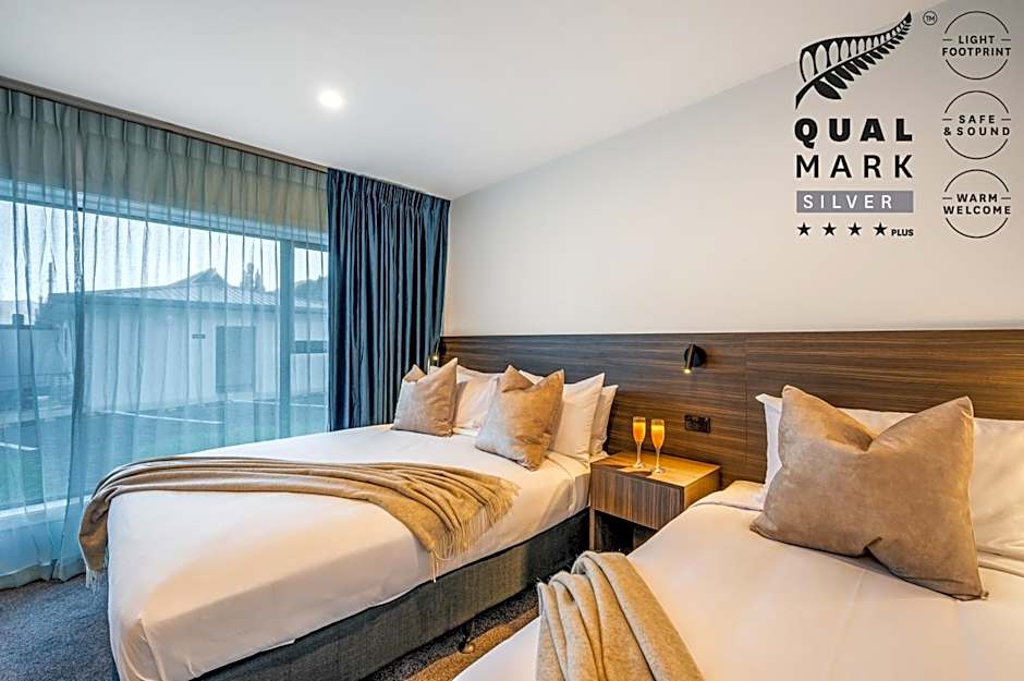 Luxe Suites & Apartments