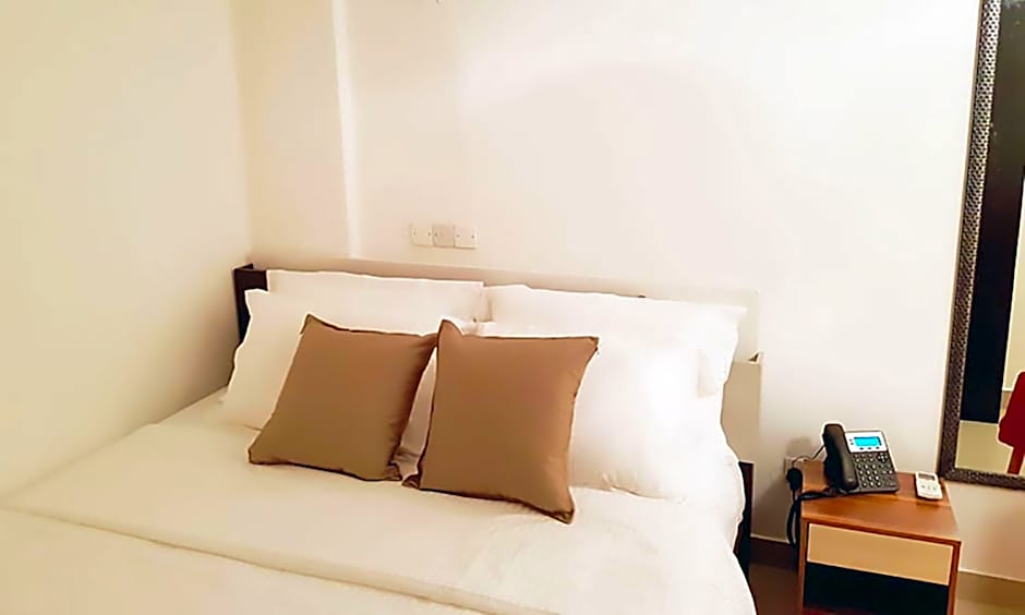 Amina Residency - Luxury Stay