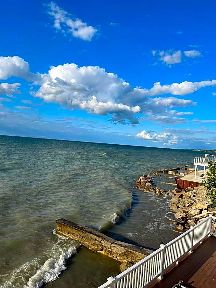 Pete's Lakefront Motel, LLC