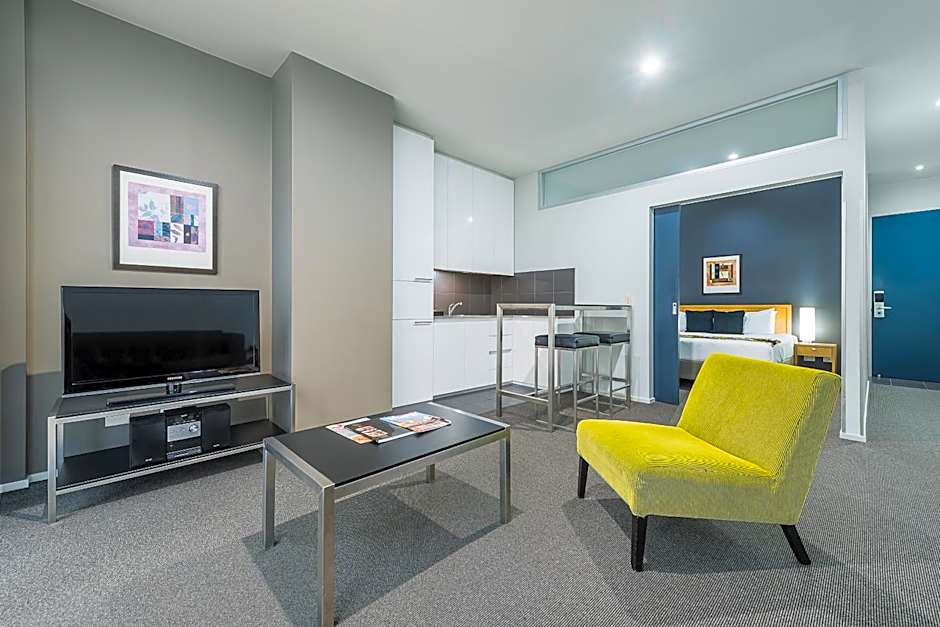 Mantra 100 Exhibition Melbourne