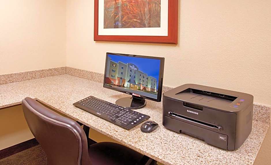 Candlewood Suites Kansas City Northeast By IHG