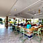 Magic Tulip Hotel
