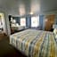 Lamplighter Lodge