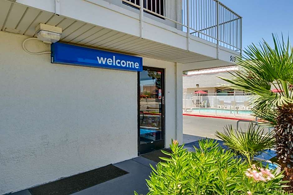 Motel 6-Tempe, AZ - Broadway - ASU