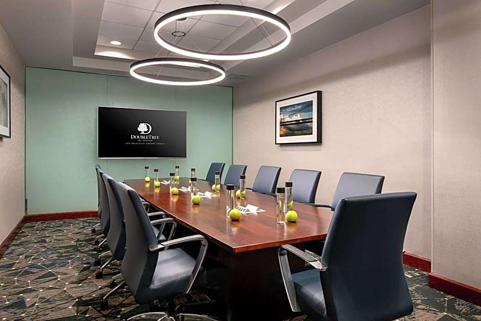 DoubleTree by Hilton San Francisco Airport North Bayfront