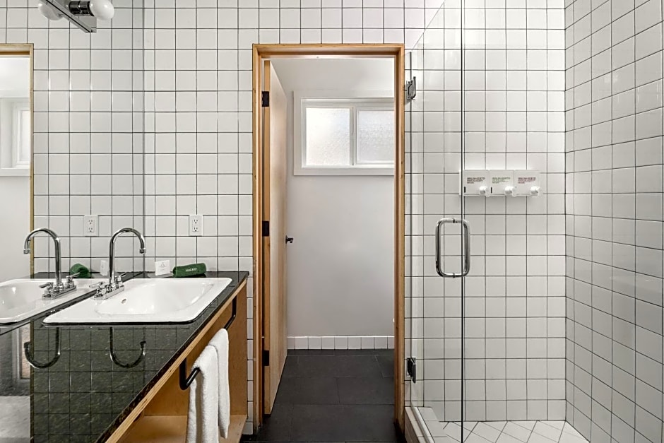 The Coachman Hotel