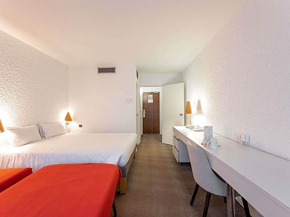 Novotel Mâcon Nord Autoroute du Soleil