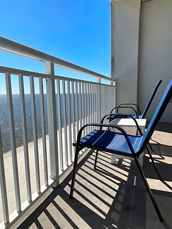 South Beach Biloxi Hotel & Suites