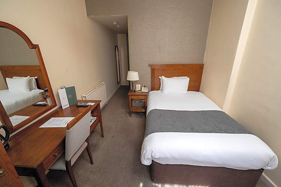 Antelope by Greene King Inns