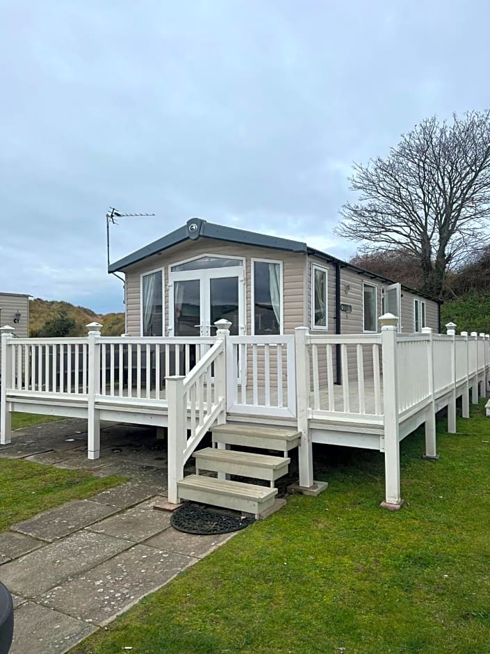 3 Bed Platinum Caravan PRESTHAVEN SANDS