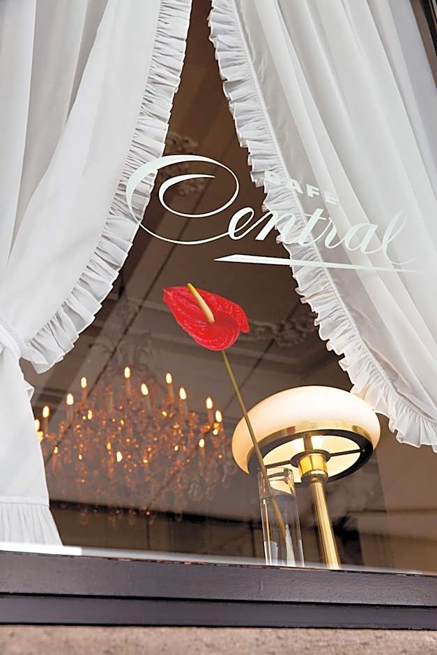 Hotel Central