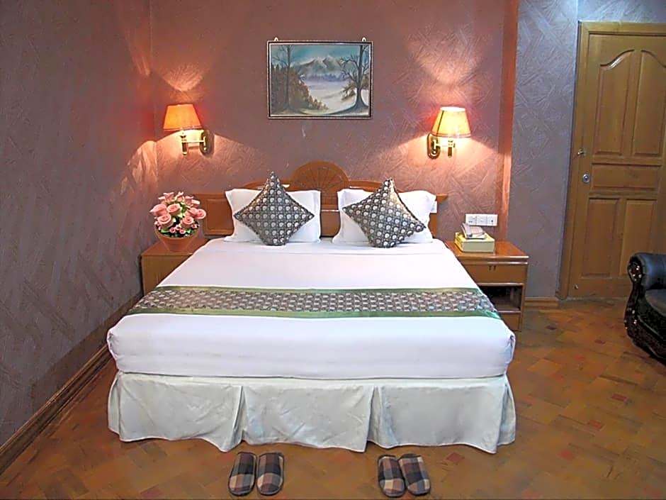 Excel Treasure Hotel