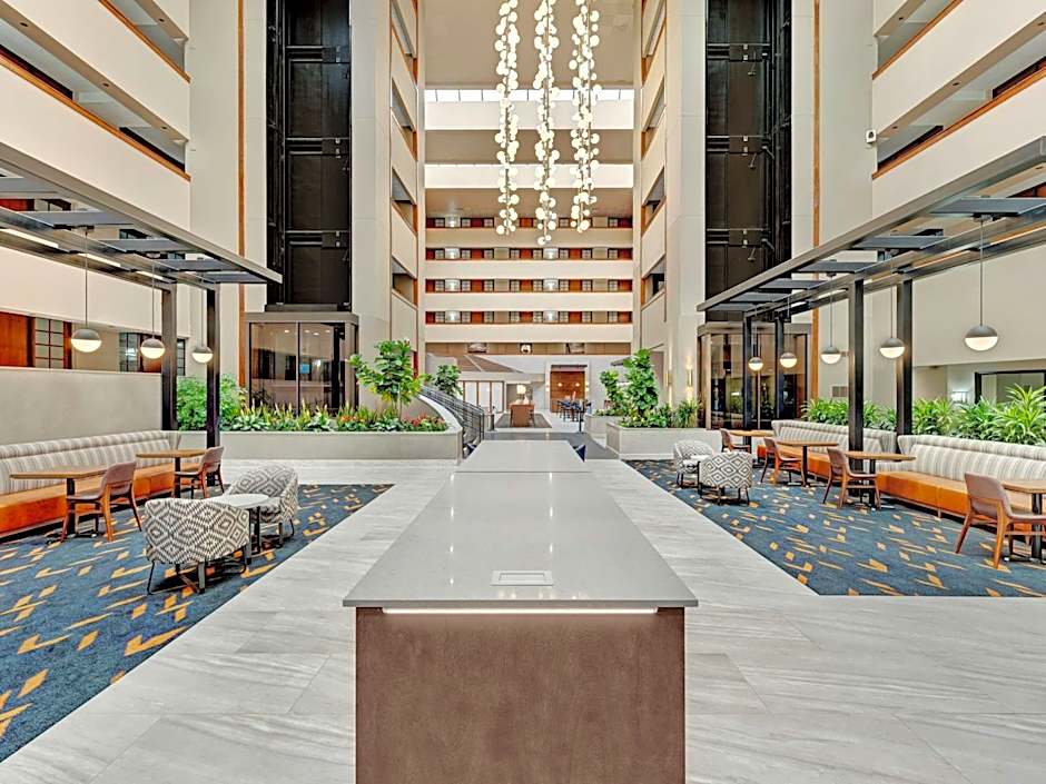 Embassy Suites By Hilton Hotel Oklahoma City-Will Rogers Airport