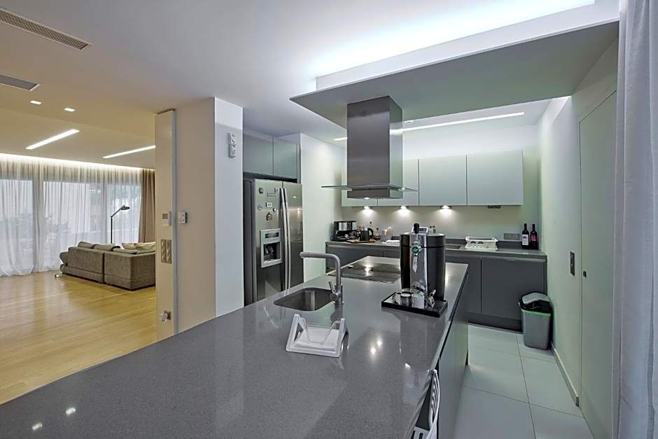 Vari Views Athens Riviera Mdn Villa, Private Pool