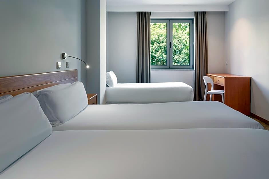 B&B Hotel Braga Lamacaes