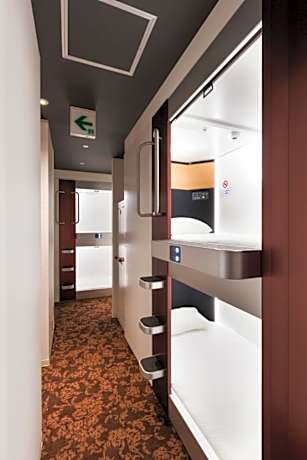 Standard Capsule Room for Male