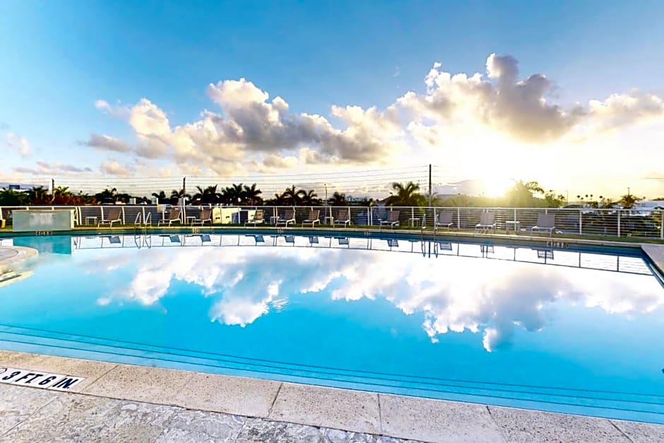 Nuvo Suites Hotel - Miami / Doral