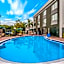 La Quinta Inn & Suites by Wyndham Naples Downtown