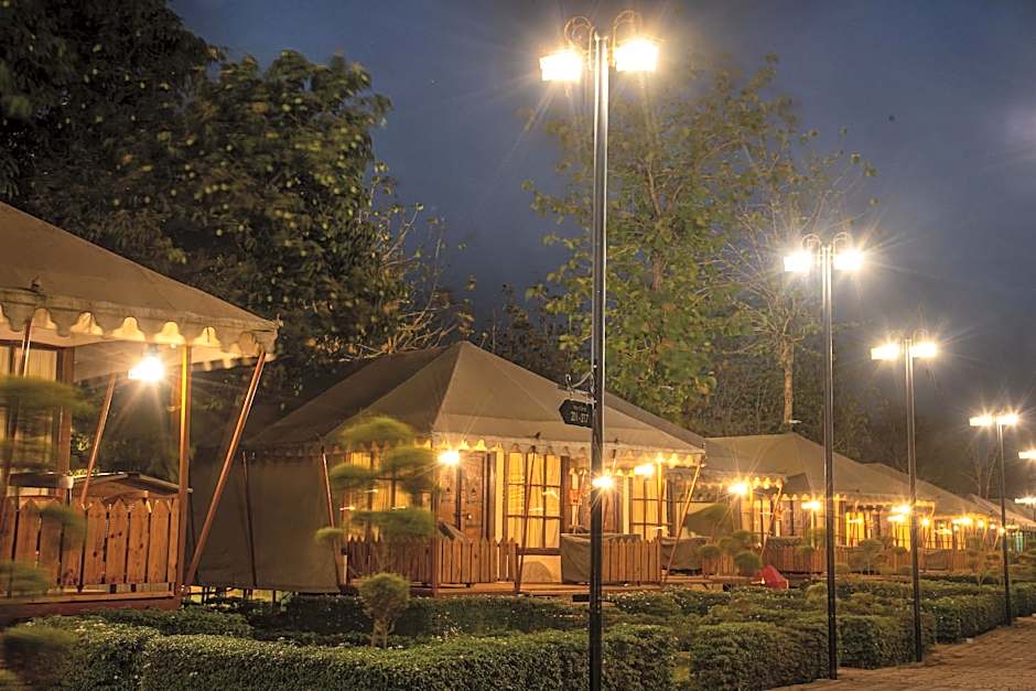 Om Vilas Benares, Varanasi