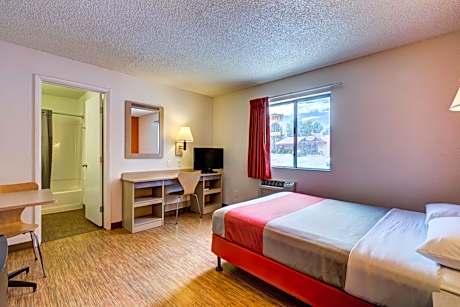 Double Room - Disability Access - Non-Smoking