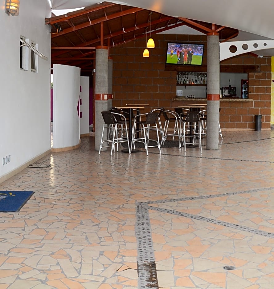 Hotel Mágico Inn