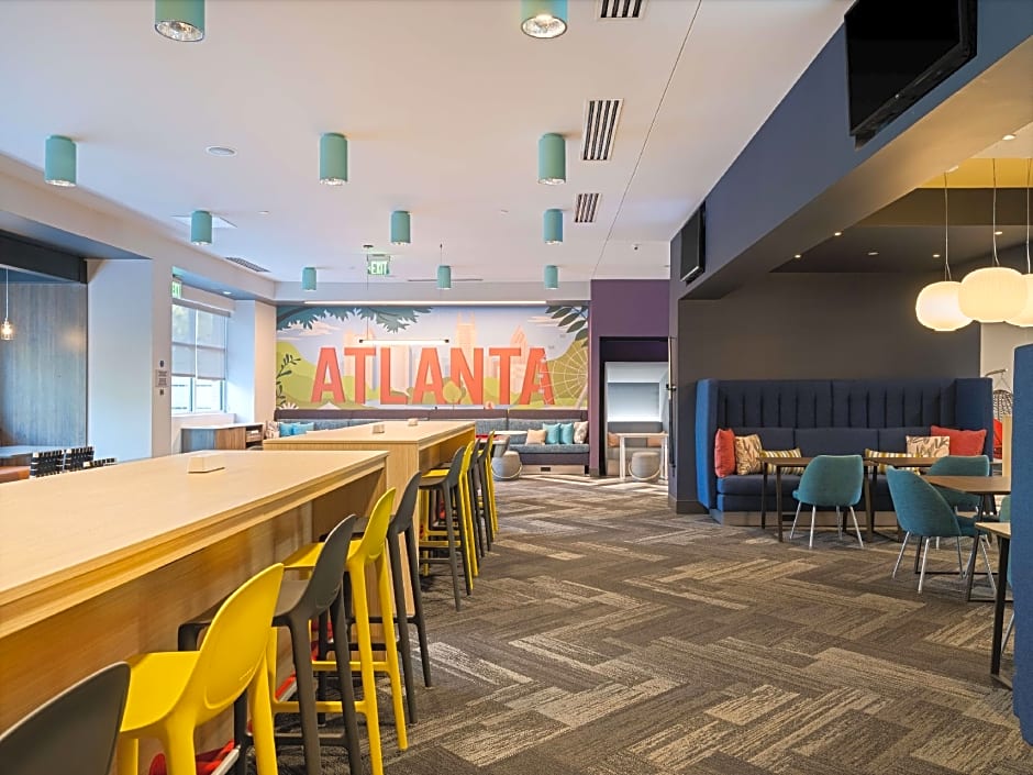 Home2 Suites by Hilton Atlanta Airport College Park