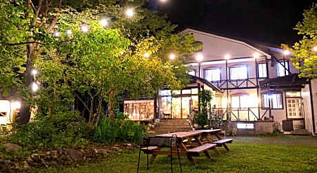 Kizuna Lodge & BBQ Centre