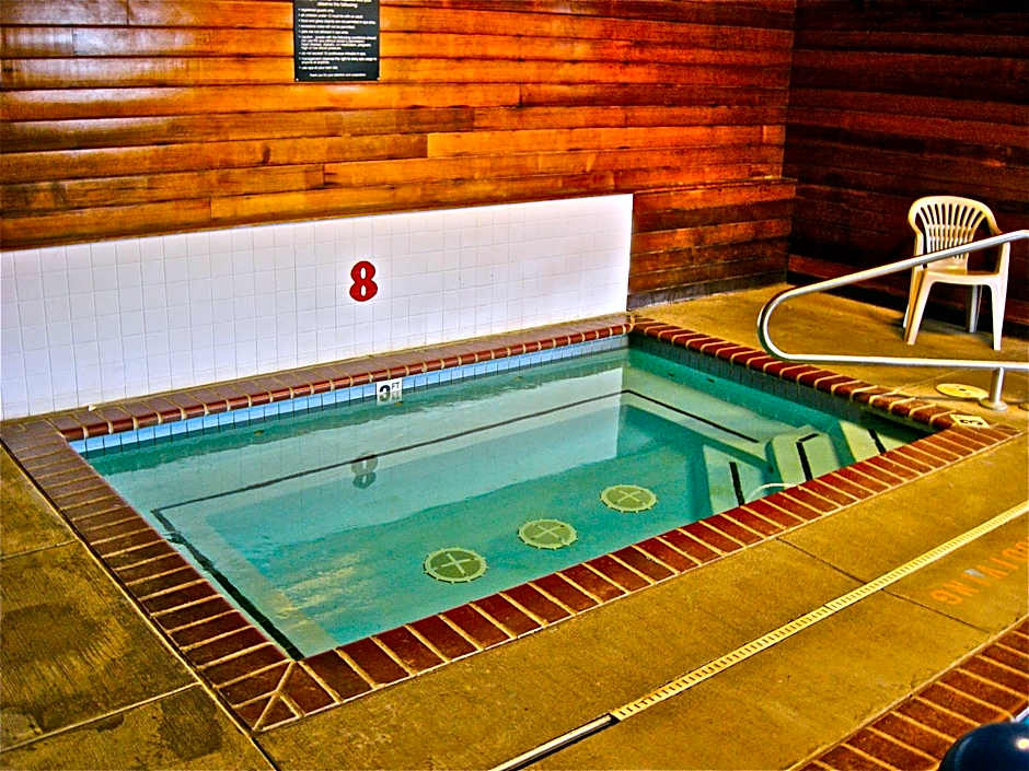 Super 8 by Wyndham Baker City