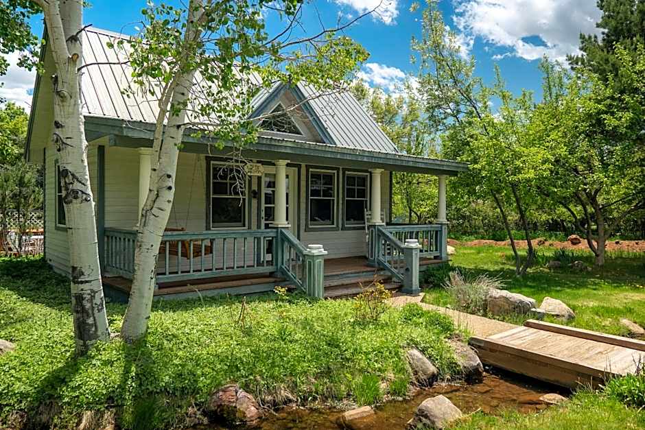 Apple Orchard Inn