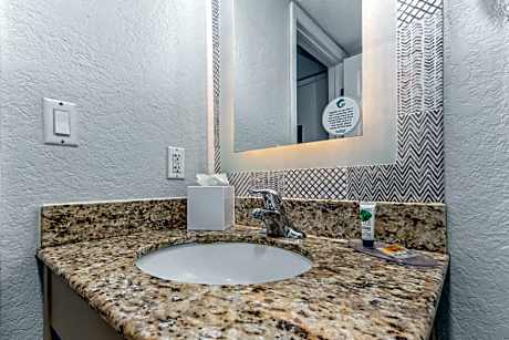 Superior Queen Suite with Two Queen Beds - Accessible/Non-Smoking