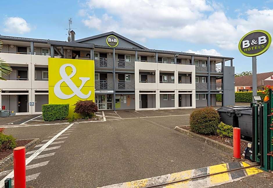 B&B HOTEL CHARTRES Le Forum