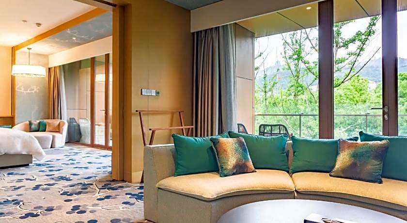 Renaissance by Marriott Suzhou Taihu Lake Hotel
