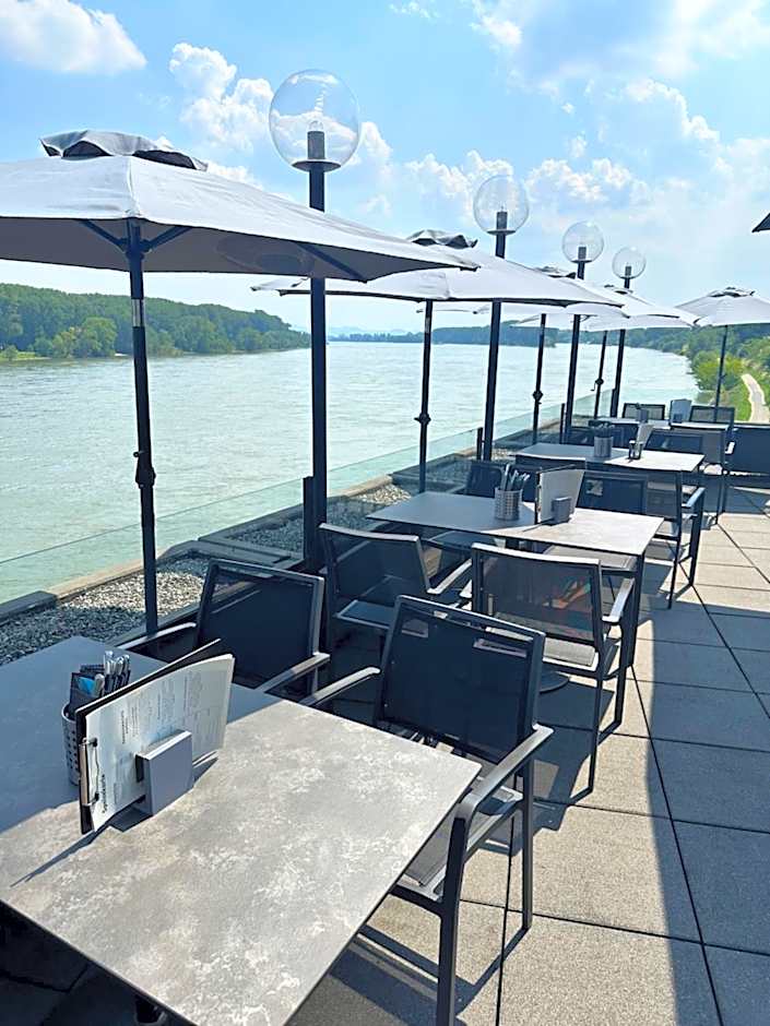 Rheinterrassen Hotel Café Restaurant