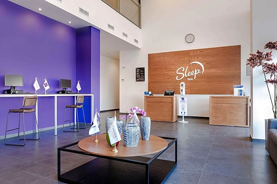 Sleep Inn Guadalajara Galerias