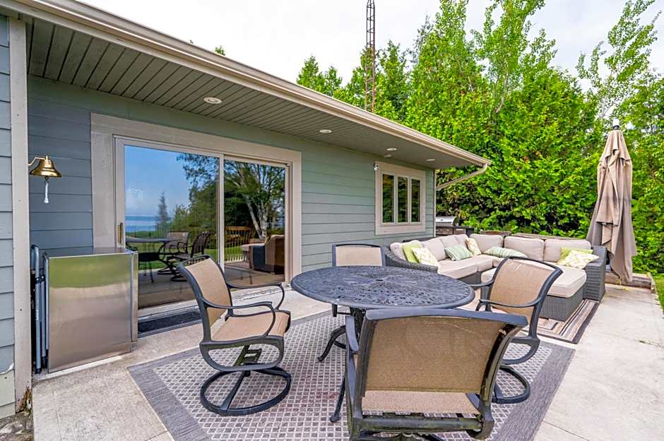 Georgian Legendary Tobermory Retreat With Hot Tub